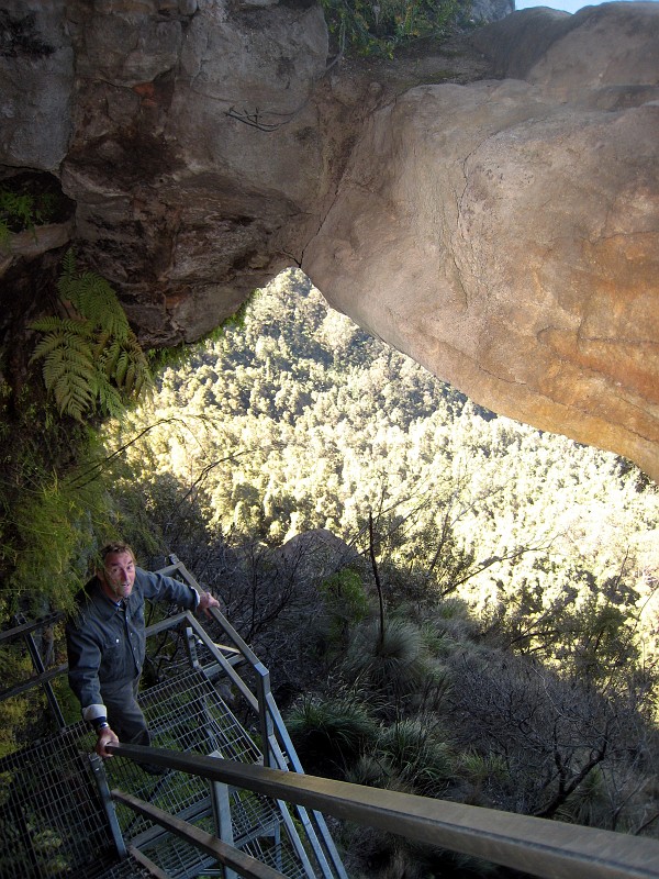 2009-11-06 22-05-45_1.jpg - Steiler Abstieg in den "Blue mountains" (Beim "Grose Valley Govetts Leap Lookout")